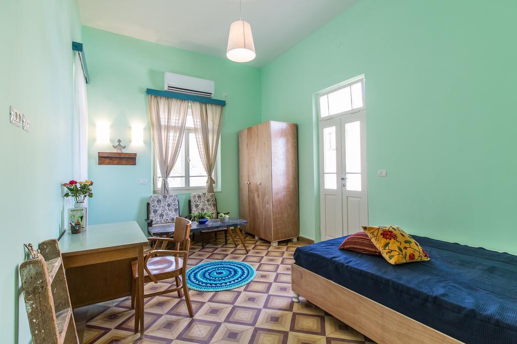 Sea&Stone Apartment Haifa Room photo